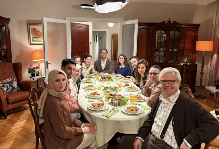 Defne Özkan aile yılı temalı kamu spotunda yer aldı!