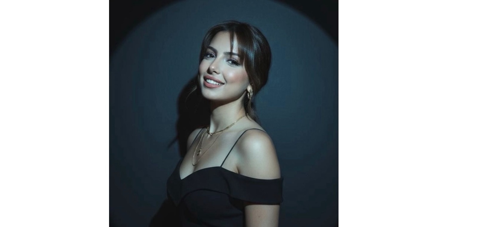 Gelecek Vaad Eden Sanatçı Başak Kaya Kimdir ?