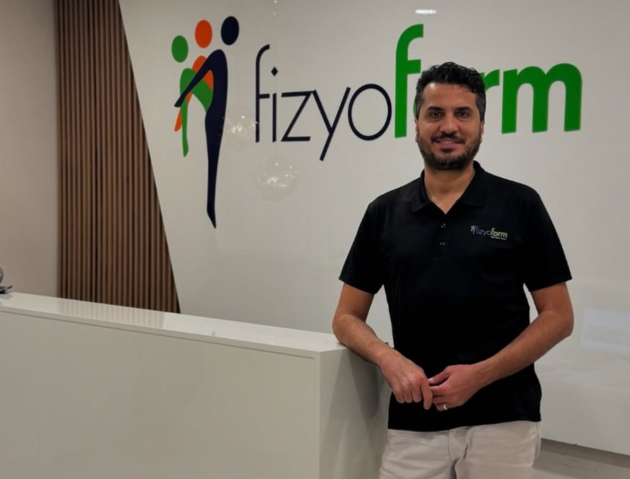 Fizyoterapist Zafer Aksungur: “Hareketsiz Kalmak Pıhtı Riskini Artırabilir”
