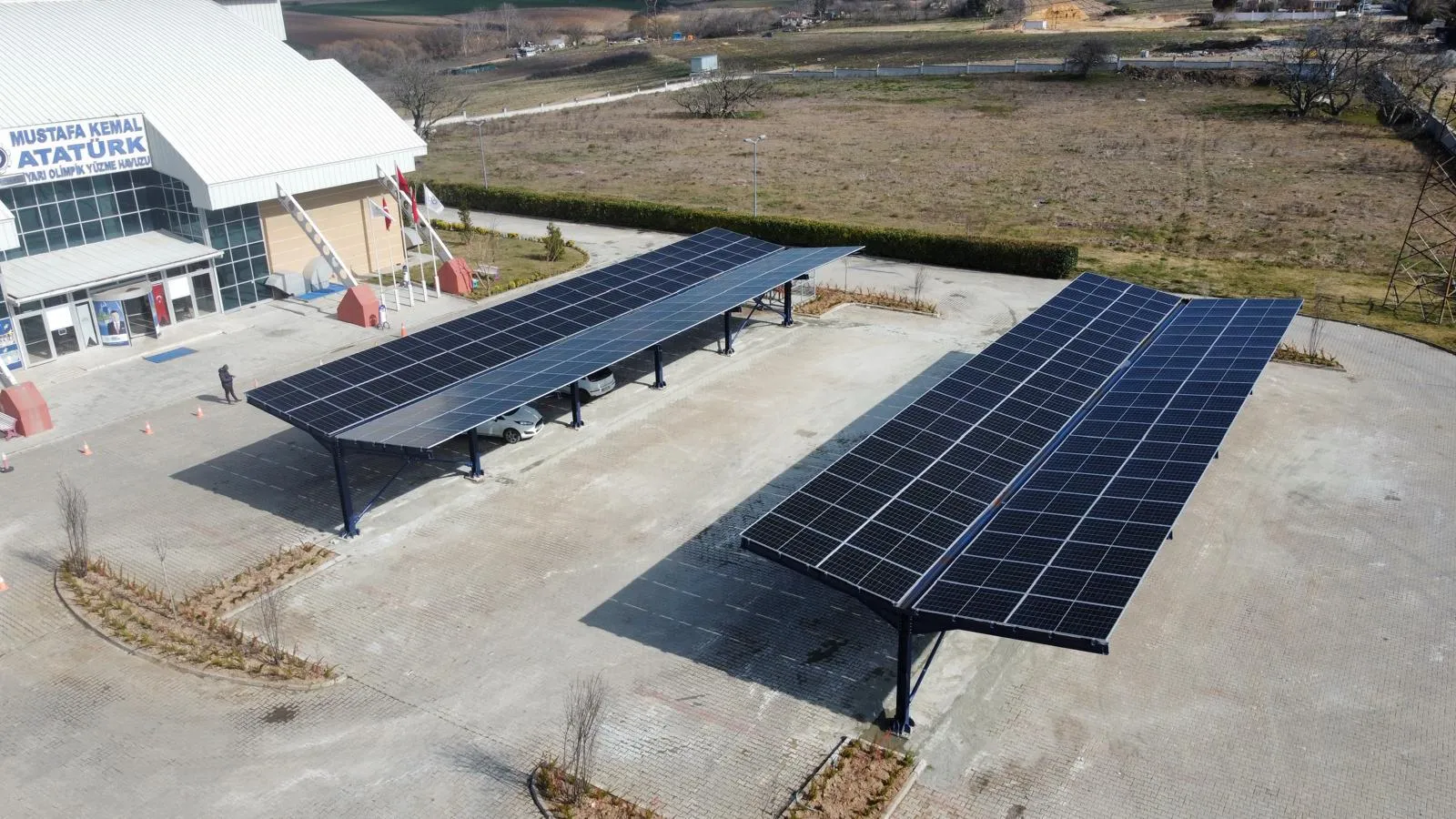Geleceğin Enerjisi Otoparkınızda: Güneş Enerjili Carport (Solar Otopark) Nedir?