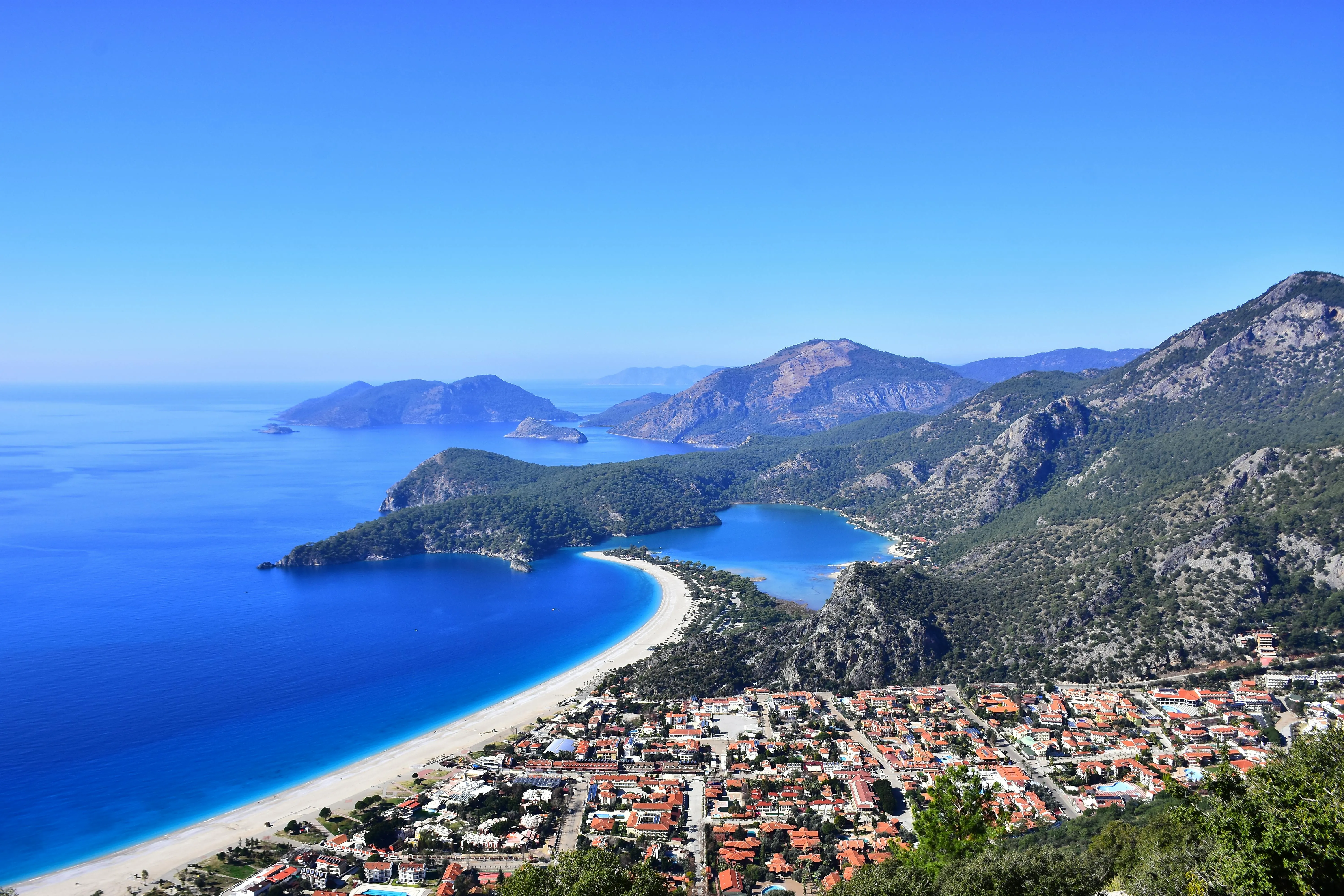 Fethiye’de Nerede Kalınır? Villa Tatili İçin Öne Çıkan Bölgeler